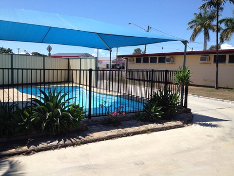 Shell Motel (Pearly Shell Motel) - Tourism Hervey Bay 0