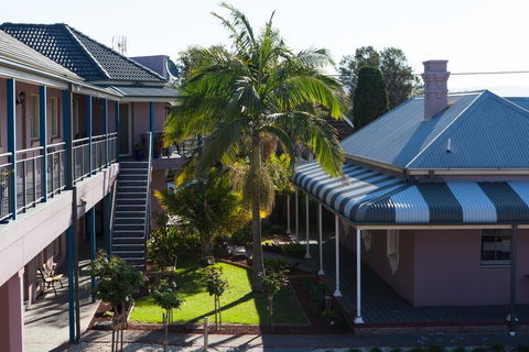 Shellharbour Village Motel - Tourism Hervey Bay 0