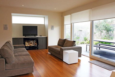 Shortlands - Hervey Bay Accommodation 2