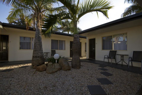 Silo Motor Inn - Tourism Hervey Bay 3