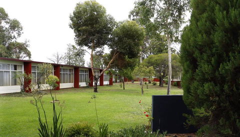 Silver Oaks Motel - Tourism Hervey Bay 3