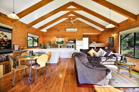 Siver Cabin - Tourism Hervey Bay 1