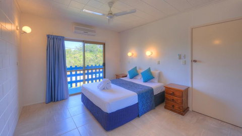 Sky View Units Bowen - Tourism Hervey Bay 2