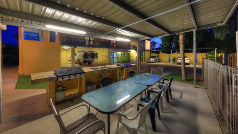 Sky View Units Bowen - Tourism Hervey Bay 0