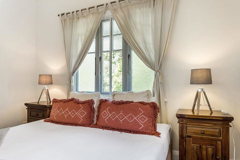 Skye Lodge Byron Bay - Walk To Town In 5 Minutes! - Hervey Bay Accommodation 3