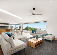 Skyluxe Luxury Retreat with water views and deluxe interior from every room - Hervey Bay Accommodation