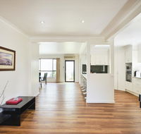 Skymirror Villa - Tourism Hervey Bay