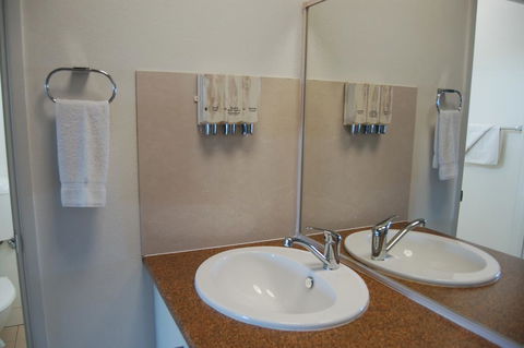 Slipway Hotel Motel - Hervey Bay Accommodation 3