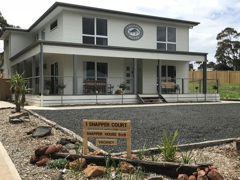 Snapper House - Hervey Bay Accommodation 0