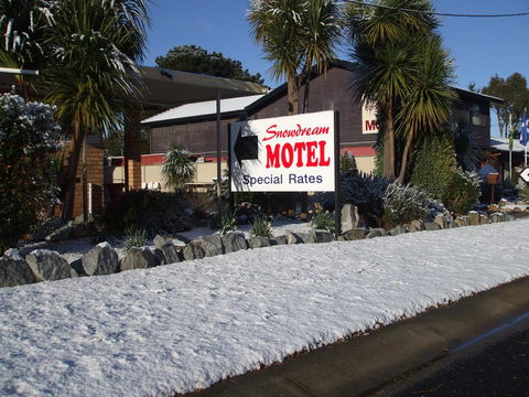 Snowdream Motel - Tourism Hervey Bay 1