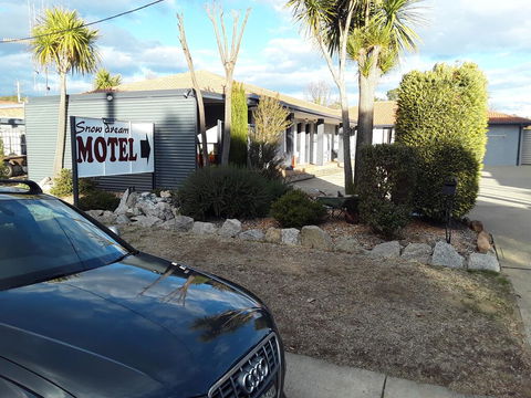 Snowdream Motel - Tourism Hervey Bay 3