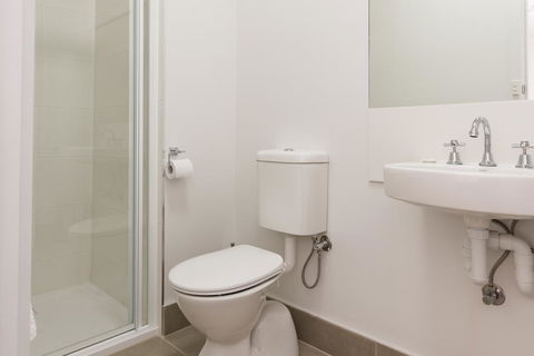 Somerset Hotel - Tourism Hervey Bay 1