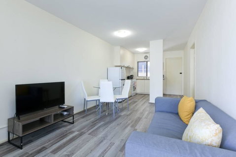 South Perth Perfect Location Free WIFI & Parking - Hervey Bay Accommodation 1