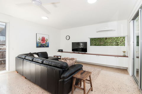 Southern Grampians Cottages - Hervey Bay Accommodation 3