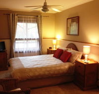 Southern Vales Bed  Breakfast - Tourism Hervey Bay