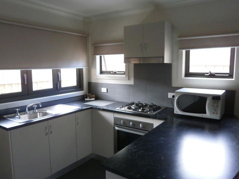Sovereign Views Apartments - Hervey Bay Accommodation 3