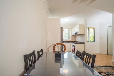 Spacious & Cozy APT@Heart Of Redfern Closes To CBD - Hervey Bay Accommodation 1