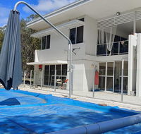 Spacious 2 bedroom unit private bath kitchen RV parking on 5 acres 10 min to Fraser Island barge - Tourism Hervey Bay