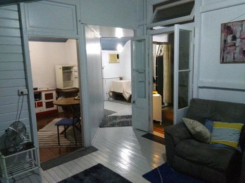 Spacious Apartment - Tourism Hervey Bay 0