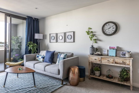 SPACIOUS BRAND NEW // 1BR // IN GORGEOUS BARTON - Hervey Bay Accommodation 2