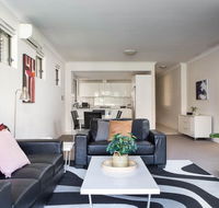 Spacious Two-Bedroom Apartment near Hospital - Hervey Bay Accommodation