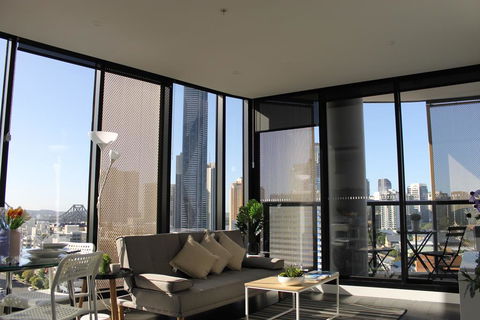 Spectacular Views Of CBD By FV With Free Car Park - Hervey Bay Accommodation 0