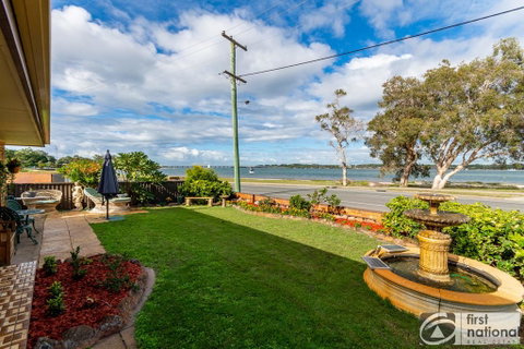 Spoil Yourself With The Perfect Position Of This First Floor Unit - Hervey Bay Accommodation 0