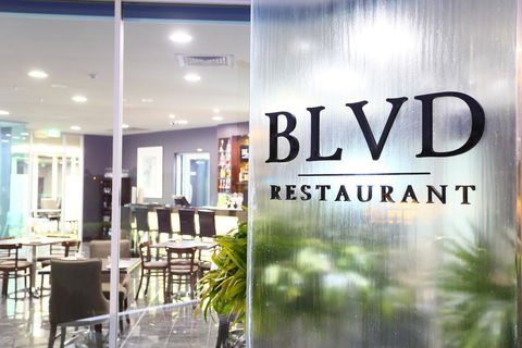 Springfield Lakes Boutique Hotel - Tourism Hervey Bay 3
