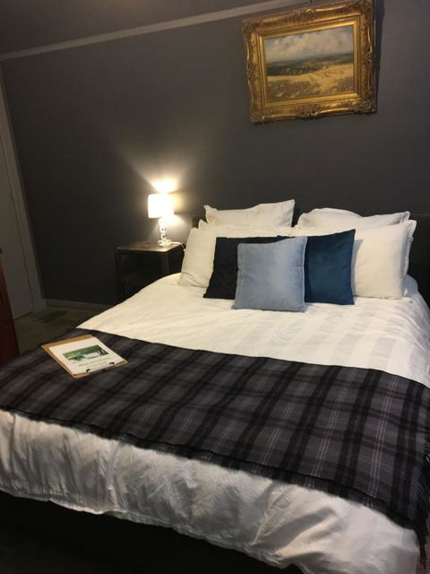 Springmead B&B - Hervey Bay Accommodation 1