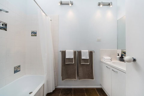 St. Andrews Beach Coastal Escape - Hervey Bay Accommodation 0