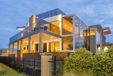 Starhaven Retreat - Tourism Hervey Bay 0