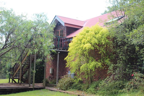 Storey Grange - Hervey Bay Accommodation 2