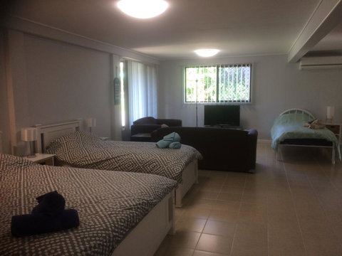 Stretton Lane - Hervey Bay Accommodation 1
