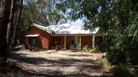Stringybark Hills Retreat - Hervey Bay Accommodation 2