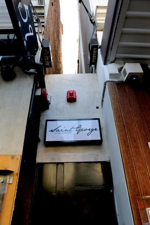 Studio 7 - Saint George Accommodation - Hervey Bay Accommodation 3