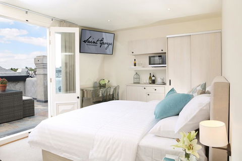 Studio 8 - Penthouse - Hervey Bay Accommodation 0