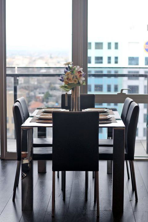 STYLISH 2BR 2BTH + CAR = HEART OF SOUTH YARRA - Hervey Bay Accommodation 3