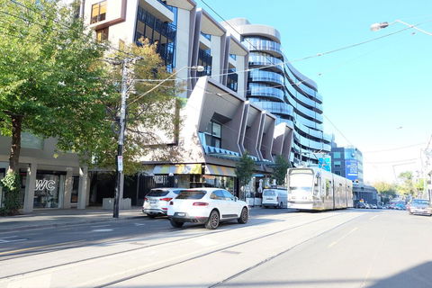 Stylish Apartment - Hervey Bay Accommodation 3