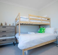 StylishTownhouseNarre Warren/TrainStation/SC - Hervey Bay Accommodation