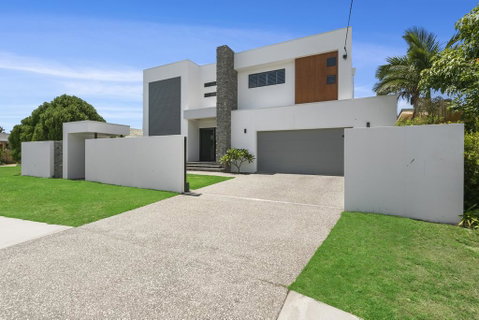 Summer Haven - Hervey Bay Accommodation 3