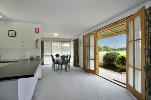 Summerfield Winery And Accommodation - Hervey Bay Accommodation 3