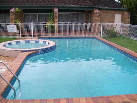 Sun Plaza Motel - Mackay - Hervey Bay Accommodation 1