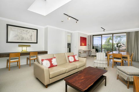 Sunny And Spacious Two Bedroom Apartment - SPF13 - Tourism Hervey Bay 0