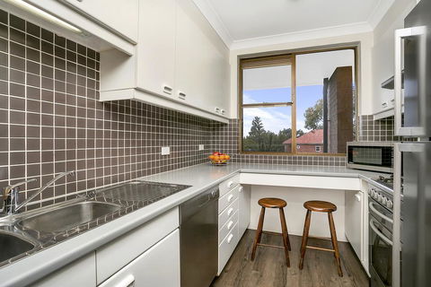 Sunny And Spacious Two Bedroom Apartment - SPF13 - Tourism Hervey Bay 3