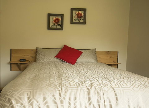 Sunny Gum - Hervey Bay Accommodation 2