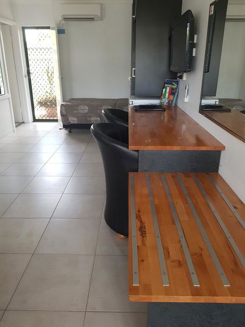Sunseeker Motel - Hervey Bay Accommodation 1