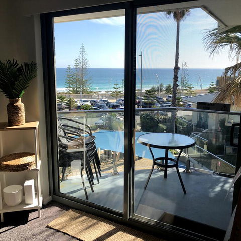 Sunset On Esplanade - Hervey Bay Accommodation 3