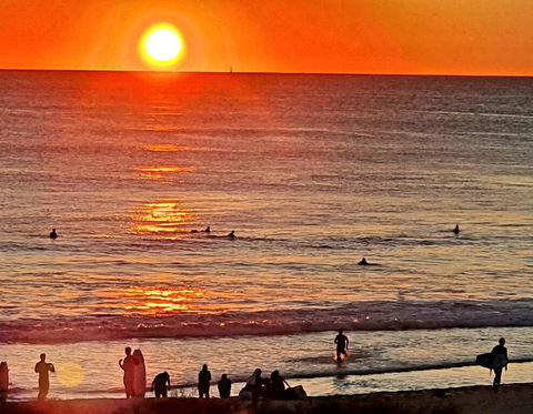 Sunset On Esplanade - Hervey Bay Accommodation 0