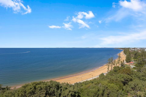 Sunset Sails Redcliffe - Hervey Bay Accommodation 0