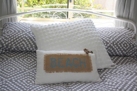 Surf Beach On Eric - Hervey Bay Accommodation 1